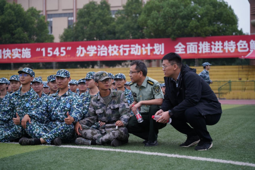 4b896fd7a6f644be98278c3b086f6a6c.png 图片2.png